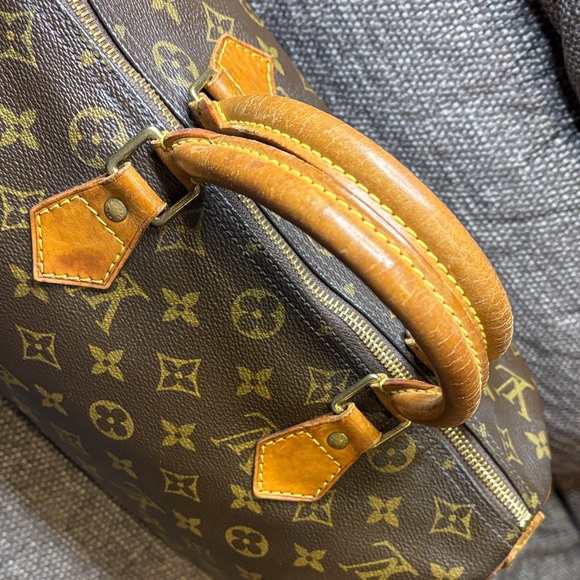 Louis Vuitton Monogram Speedy 30 Classic with lock and key - Picture 9 of 16